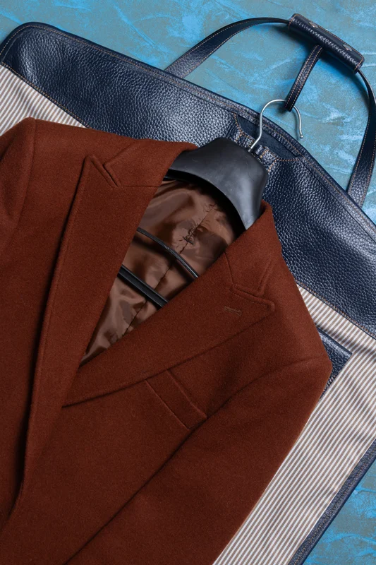 کاور چرمی کت و شلوار فیدو